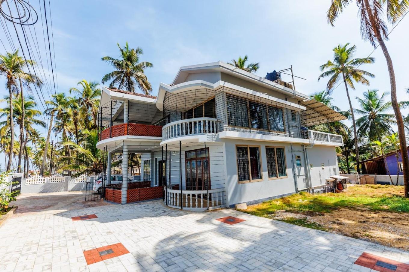 Gintara Beach Homestay By Evaddo Kalyanpur Bagian luar foto