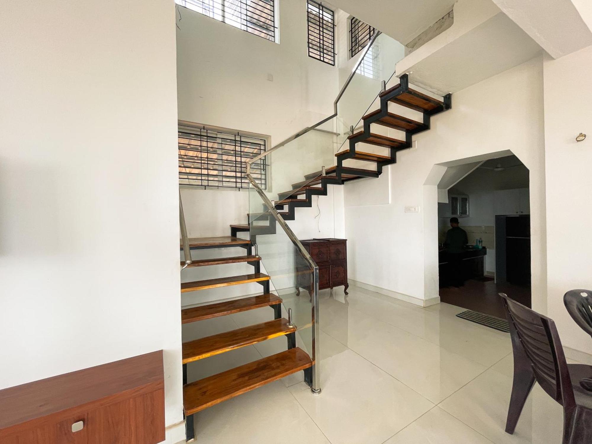 Gintara Beach Homestay By Evaddo Kalyanpur Bagian luar foto