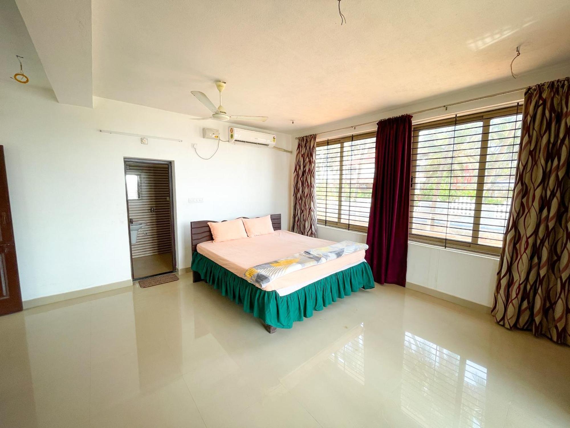 Gintara Beach Homestay By Evaddo Kalyanpur Bagian luar foto